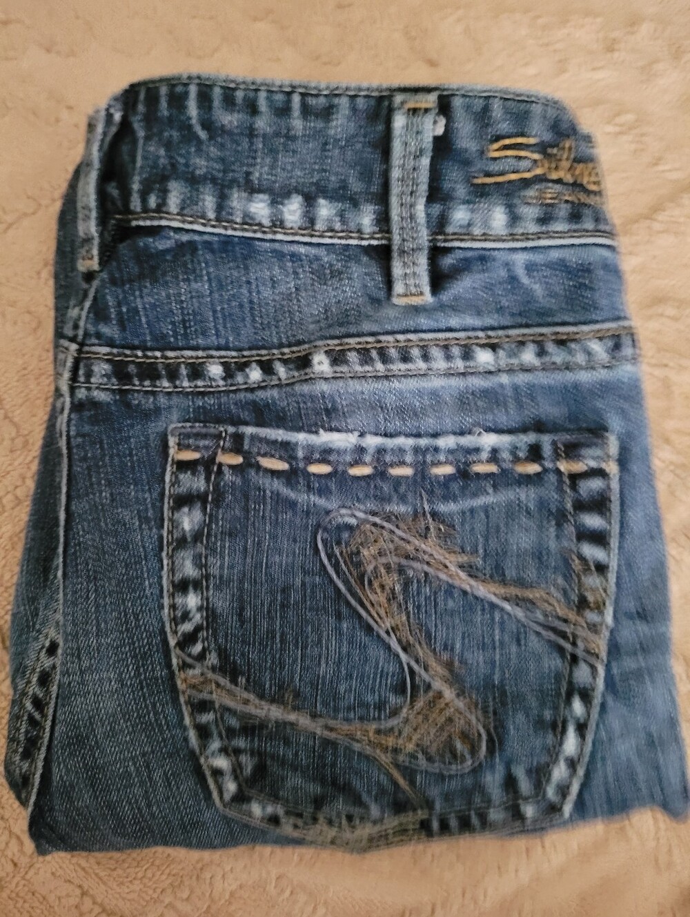Silver Jeans Women's Dark Blue Denim Jeans with Embroidered Pocket Detail